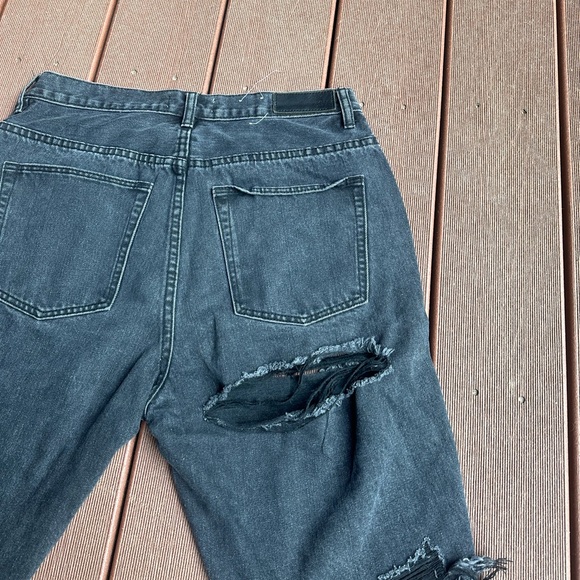 ZGY DENIM black ripped shorts $78 - Picture 7 of 8
